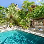 Oberoi Luxury Villas - in heart Seminyak