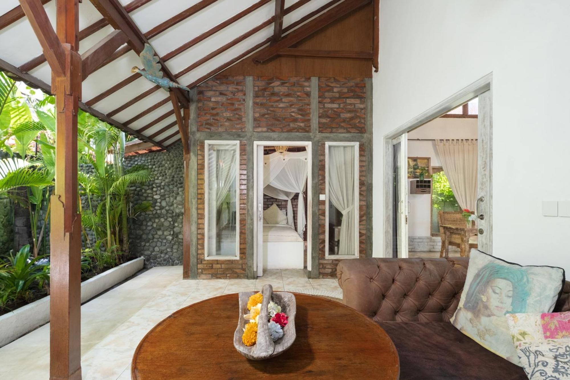 Oberoi Luxury - In Heart Villa
