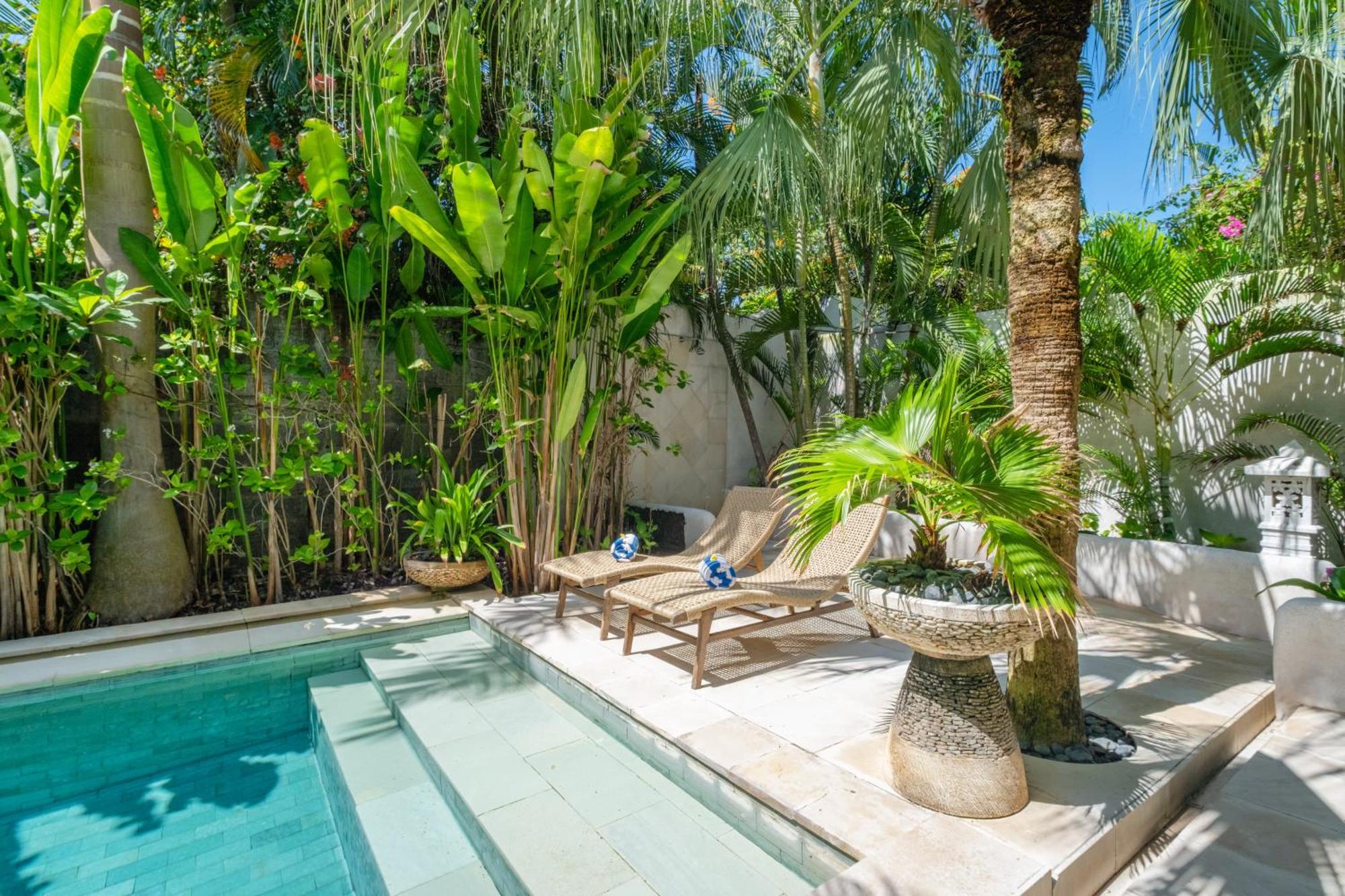 The Ocean Luxury Villas Resort *